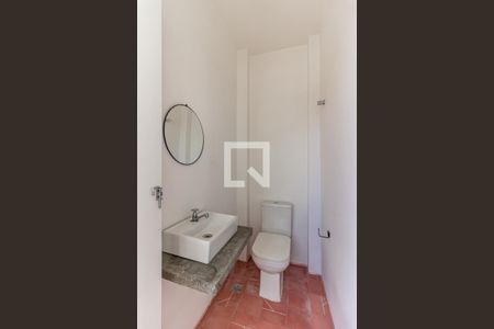 Apartamento à venda com 105m², 2 quartos e sem vagaBanheiro de Serviço