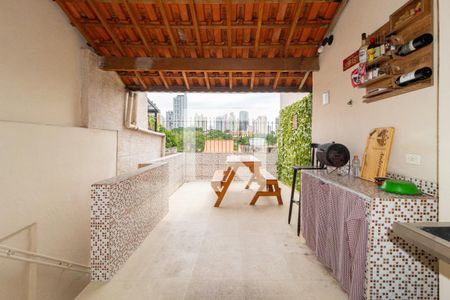 Casa para alugar com 108m², 2 quartos e 1 vagaQuintal