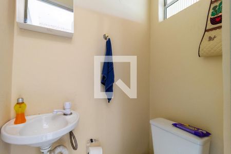 Casa para alugar com 108m², 2 quartos e 1 vagaBanheiro - Área de Serviço