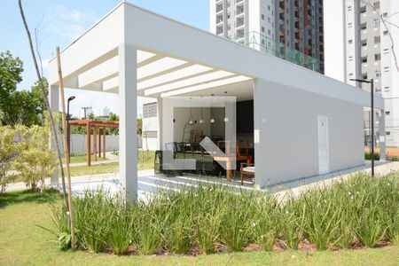 Apartamento para alugar com 38m², 2 quartos e sem vagaÁrea comum - Churrasqueira