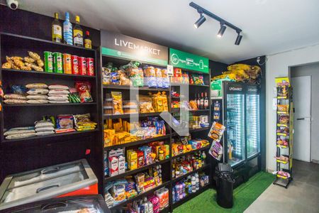 Apartamento para alugar com 49m², 2 quartos e 1 vaga Apartamento para alugar com 49m², 2 quartos e 1 vagaMercado