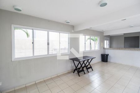 Apartamento para alugar com 49m², 2 quartos e 1 vaga Apartamento para alugar com 49m², 2 quartos e 1 vagaÁrea comum - Salão de festas