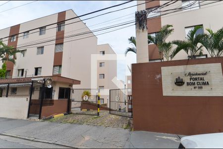 Apartamento para alugar com 76m², 3 quartos e 1 vagaFachada do Condomínio