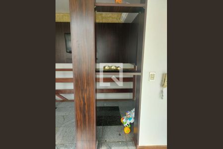 Apartamento à venda com 186m², 4 quartos e 3 vagas Apartamento à venda com 186m², 4 quartos e 3 vagasFoto 08