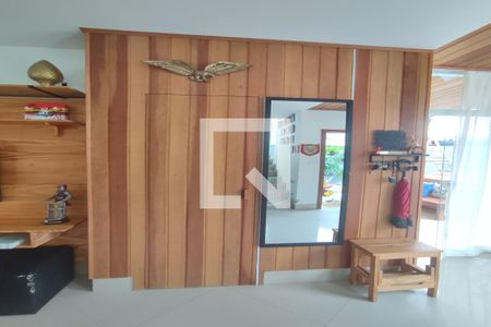 Sala de casa de condomínio para alugar com 3 quartos, 315m² em Jacarepaguá, Rio de Janeiro