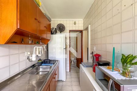 Apartamento à venda com 30m², 1 quarto e 1 vaga Apartamento à venda com 30m², 1 quarto e 1 vagaCozinha e Área de Serviço