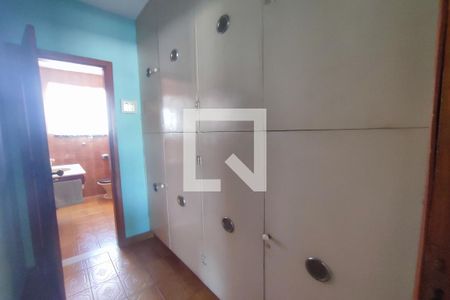 Apartamento à venda com 385m², 5 quartos e 3 vagasCloset