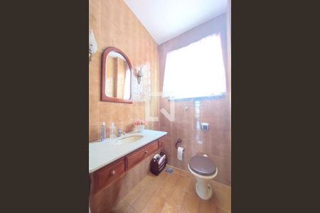 Apartamento à venda com 385m², 5 quartos e 3 vagasBanheiro 5