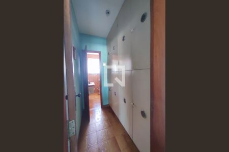Apartamento à venda com 385m², 5 quartos e 3 vagasCloset