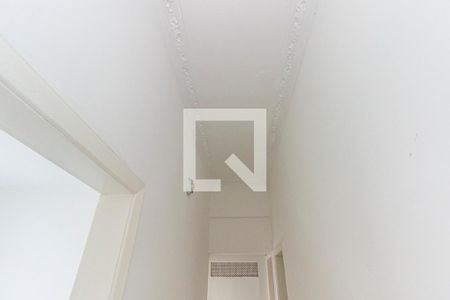 Apartamento para alugar com 90m², 3 quartos e sem vaga Apartamento para alugar com 90m², 3 quartos e sem vagaCorredor