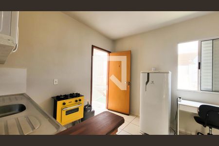 Cozinha de kitnet/studio para alugar com 1 quarto, 22m² em Arruamento Fain José Feres, Campinas