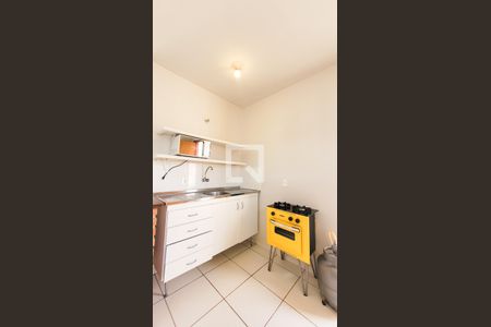 Cozinha de kitnet/studio para alugar com 1 quarto, 22m² em Arruamento Fain José Feres, Campinas