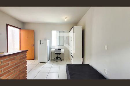 Sala/Quarto de kitnet/studio para alugar com 1 quarto, 22m² em Arruamento Fain José Feres, Campinas