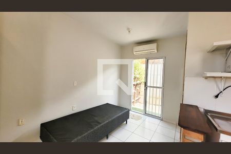 Sala/Quarto de kitnet/studio para alugar com 1 quarto, 22m² em Arruamento Fain José Feres, Campinas