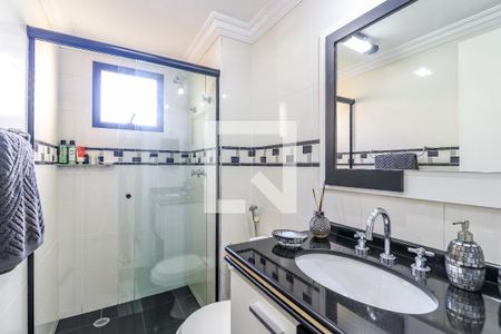 Apartamento à venda com 141m², 4 quartos e 3 vagasBanheiro da Suíte 2