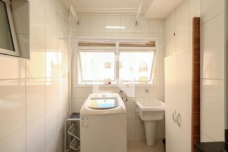 Apartamento para alugar com 73m², 3 quartos e 2 vagas Apartamento para alugar com 73m², 3 quartos e 2 vagasCozinha e Área de Serviço