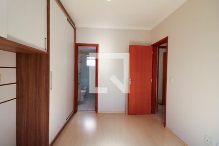 Apartamento para alugar com 73m², 3 quartos e 2 vagas Apartamento para alugar com 73m², 3 quartos e 2 vagasSuíte