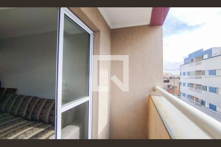 Apartamento para alugar com 73m², 3 quartos e 2 vagas Apartamento para alugar com 73m², 3 quartos e 2 vagasVaranda