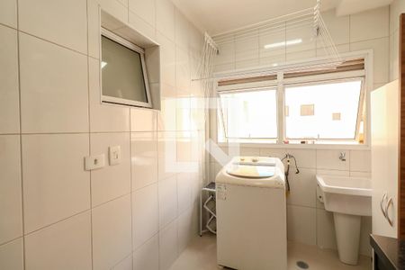 Apartamento para alugar com 73m², 3 quartos e 2 vagas Apartamento para alugar com 73m², 3 quartos e 2 vagasCozinha e Área de Serviço