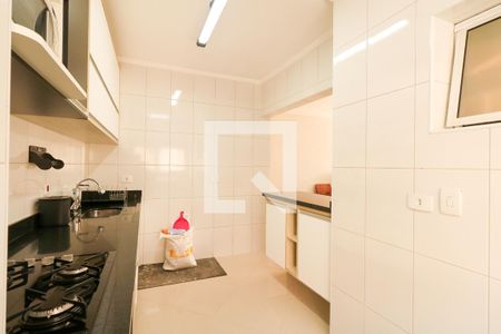 Apartamento para alugar com 73m², 3 quartos e 2 vagas Apartamento para alugar com 73m², 3 quartos e 2 vagasCozinha e Área de Serviço