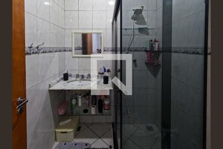 Casa à venda com 150m², 3 quartos e 2 vagasBanheiro