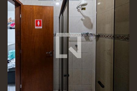 Casa à venda com 150m², 3 quartos e 2 vagasBanheiro