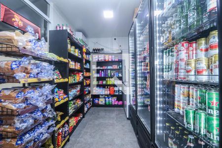 Apartamento para alugar com 41m², 2 quartos e 1 vaga Apartamento para alugar com 41m², 2 quartos e 1 vagaMini Mercado