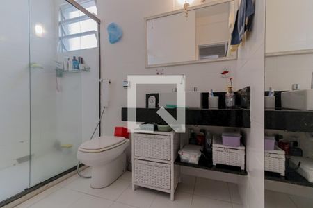 Apartamento à venda com 71m², 2 quartos e 1 vagaBanheiro Social