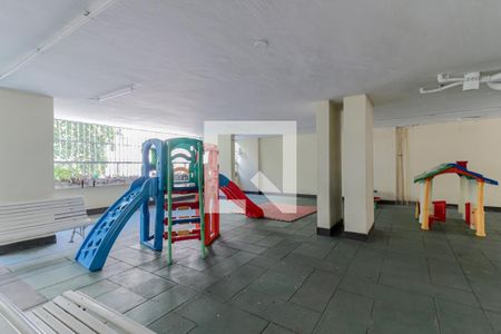 Apartamento à venda com 71m², 2 quartos e 1 vagaÁrea comum - Playground