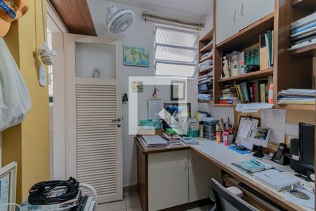 Apartamento à venda com 71m², 2 quartos e 1 vagaEscritório