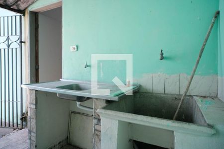 Casa à venda com 75m², 2 quartos e 1 vagaÁrea de Serviço