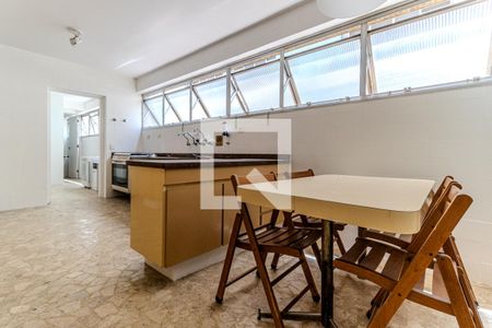 Apartamento para alugar com 167m², 4 quartos e 2 vagasCozinha