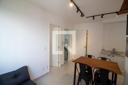 Sala de apartamento para alugar com 2 quartos, 36m² em Santo Amaro, São Paulo