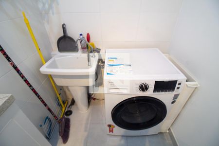Apartamento à venda com 36m², 2 quartos e sem vaga Apartamento à venda com 36m², 2 quartos e sem vagaCozinha e Área de Serviço