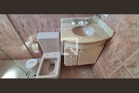 Apartamento à venda com 82m², 2 quartos e 1 vaga Apartamento à venda com 82m², 2 quartos e 1 vagaBanheiro Social