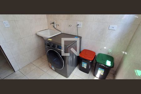 Apartamento à venda com 82m², 2 quartos e 1 vaga Apartamento à venda com 82m², 2 quartos e 1 vagaÁrea de Serviço