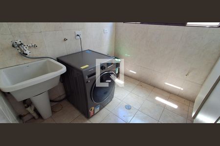 Apartamento à venda com 82m², 2 quartos e 1 vaga Apartamento à venda com 82m², 2 quartos e 1 vagaÁrea de Serviço