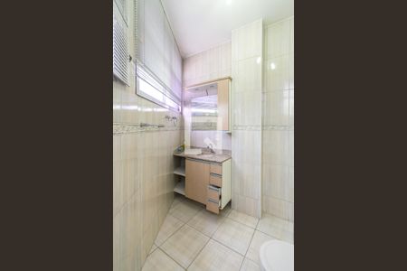 Apartamento à venda com 70m², 2 quartos e sem vaga Apartamento à venda com 70m², 2 quartos e sem vagaBanheiro