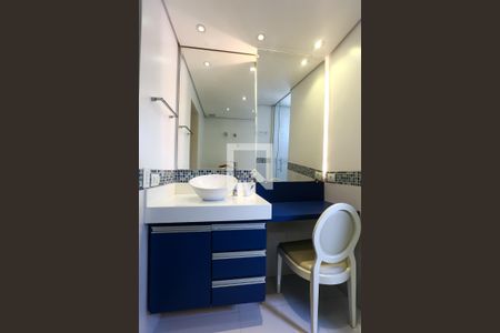 Casa para alugar com 141m², 3 quartos e 3 vagasBanheiro da Suíte 1