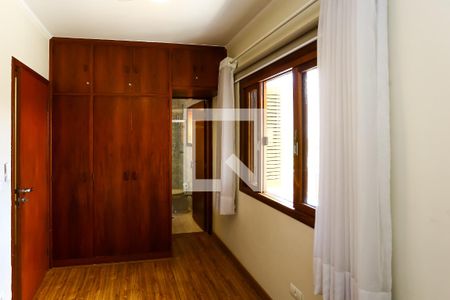 Casa para alugar com 141m², 3 quartos e 3 vagassuíte 3