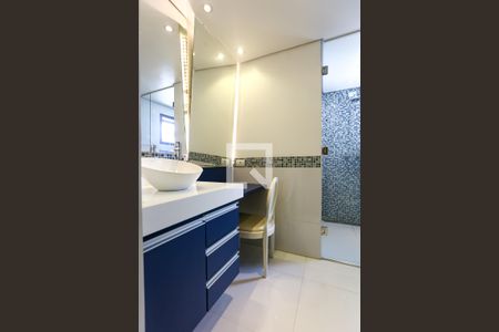 Casa para alugar com 141m², 3 quartos e 3 vagasBanheiro da Suíte 1