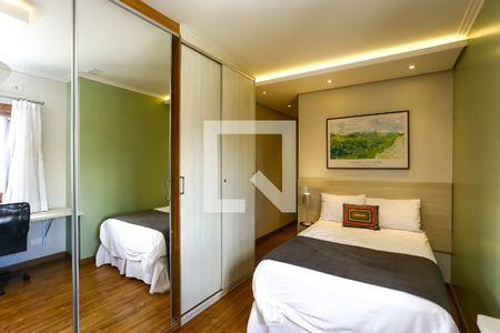 Casa para alugar com 141m², 3 quartos e 3 vagassuíte 1