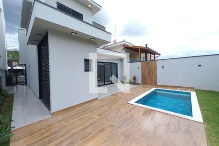 Casa de condomínio à venda com 360m², 3 quartos e 4 vagas Casa de condomínio à venda com 360m², 3 quartos e 4 vagasÁrea comum - Piscina