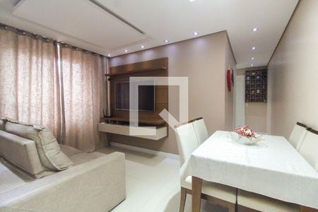 Sala de apartamento à venda com 2 quartos, 46m² em Conjunto Residencial José Bonifácio, São Paulo