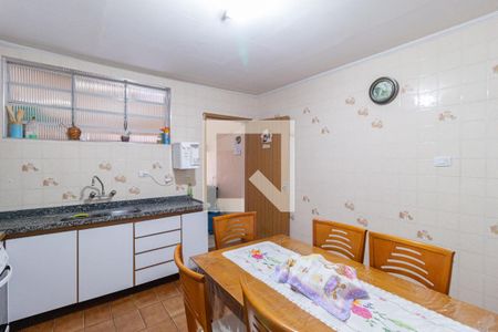 Casa à venda com 215m², 3 quartos e 2 vagasCozinha