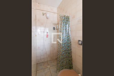 Casa à venda com 215m², 3 quartos e 2 vagasBanheiro de serviço