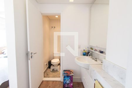 Apartamento à venda com 59m², 2 quartos e 2 vagasBanheiro da suíte