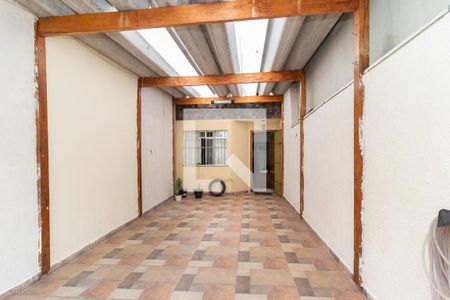 Casa à venda com 75m², 2 quartos e 2 vagasGaragem