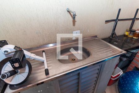 Casa à venda com 75m², 2 quartos e 2 vagasChurrasqueira