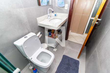 Casa à venda com 75m², 2 quartos e 2 vagasBanheiro